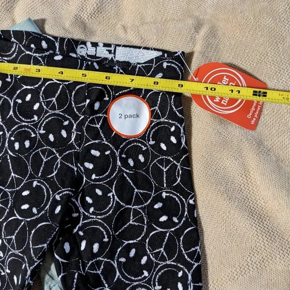 💚3for$15💚 Pair of girls legging shorts. Girl size 6-6X. New with Tags - Picture 2 of 3